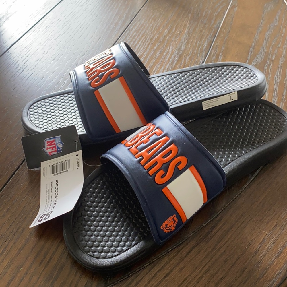 Chicago Bears Slides NWT Men’s size Large 11/12
